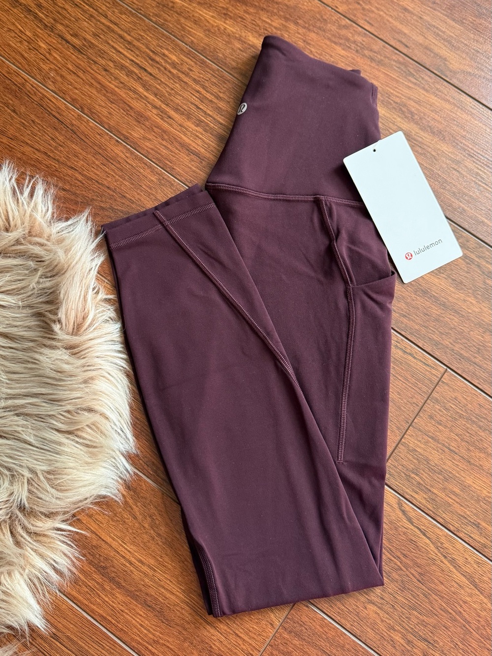 Size 4 Lululemon Align High-Rise Pant with Pockets 25"
Goodnight Plum